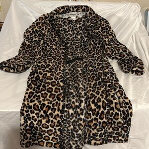 PJ salvage leopard print robe size small